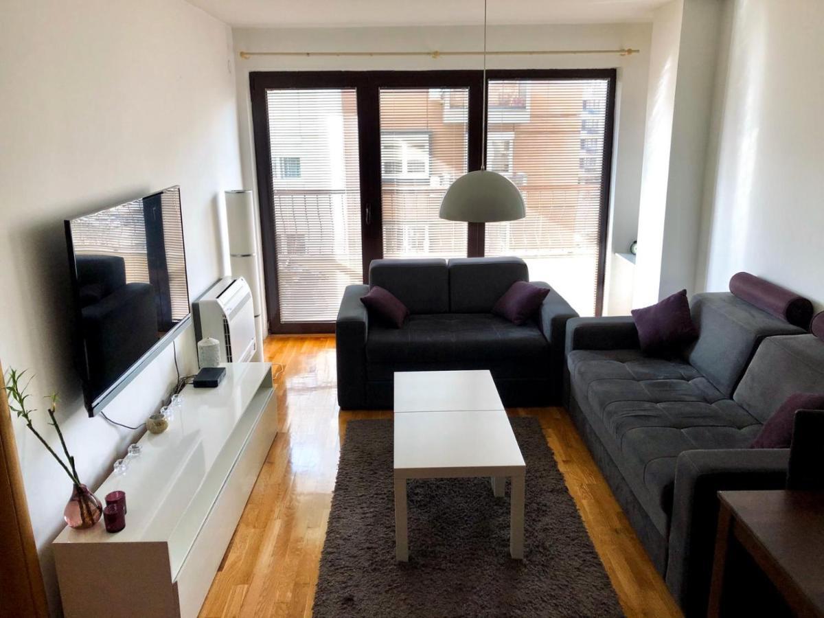 Modern Cosy Apartment By Smm Skopje Exterior photo